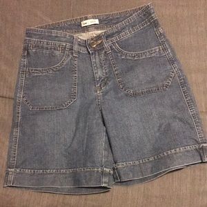 Lee Bermuda shorts for women, size 6